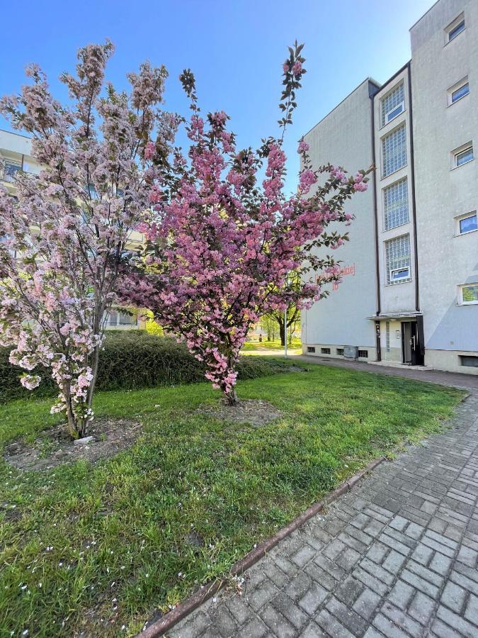 AL-DOM Apartamenty Apartament Zaciszny Kołobrzeg Zewnętrze zdjęcie